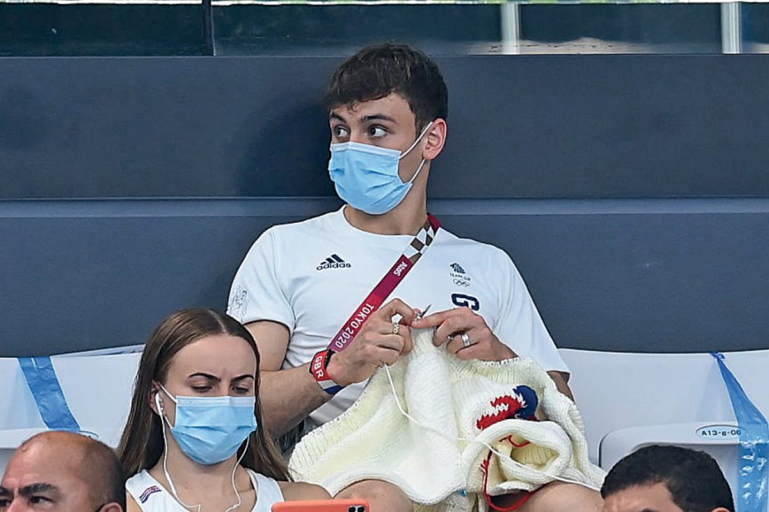 Olympics Tom Daley Knitting
